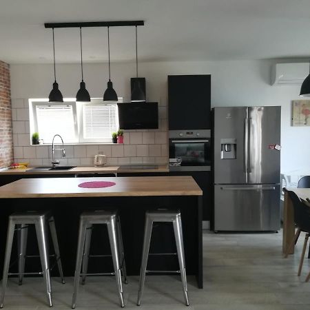 Apartmani Radic Rg Rogoznica  Εξωτερικό φωτογραφία