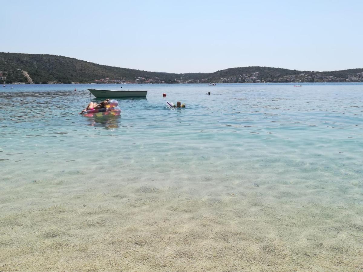 Apartmani Radic Rg Rogoznica  Εξωτερικό φωτογραφία