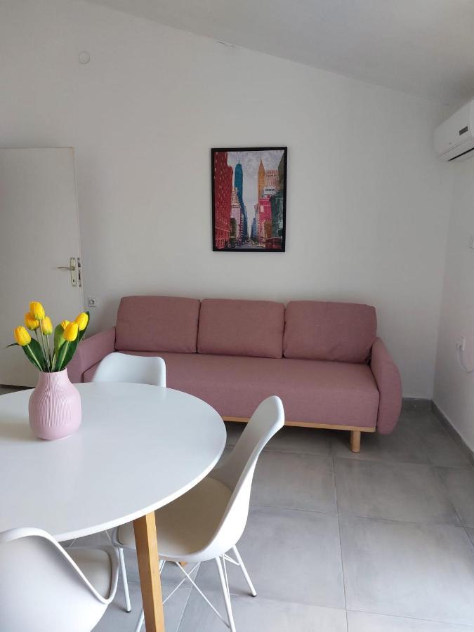 Apartmani Radic Rg Rogoznica  Εξωτερικό φωτογραφία